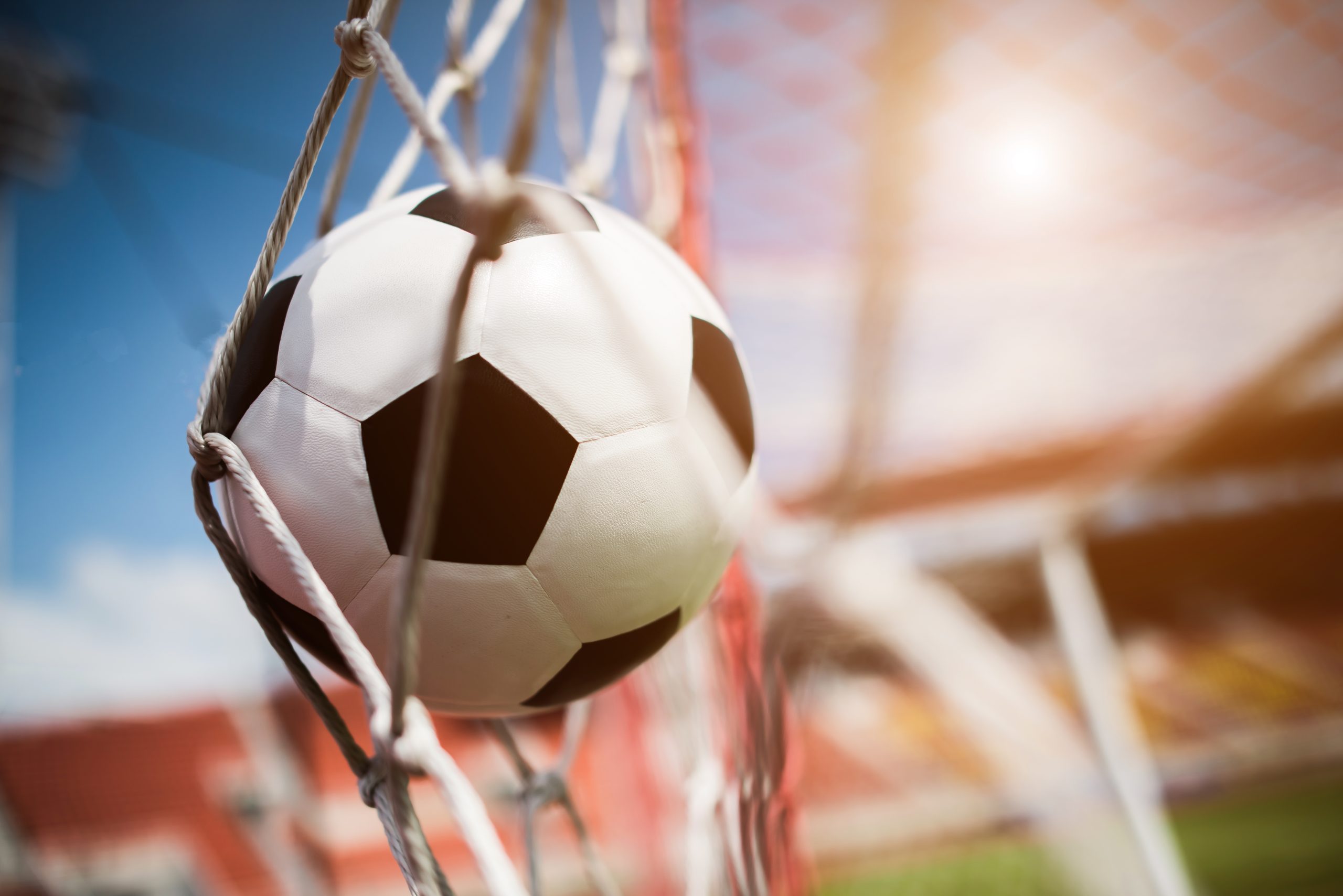 Fußball im Tor